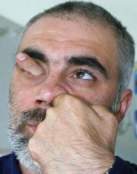 glencastle's profile picture. Sojourner...Paterfamilias