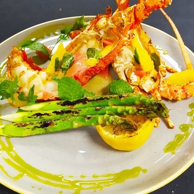 MModbar's profile picture. tara