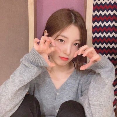 atus1206's profile picture. 