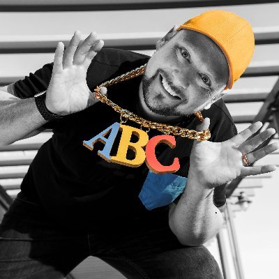 Lexy is a children’s author and rapping dad. His Friendly Fables RAP-A-LONG albums have both reached #1 on the iTunes Children's Music Charts in Canada!