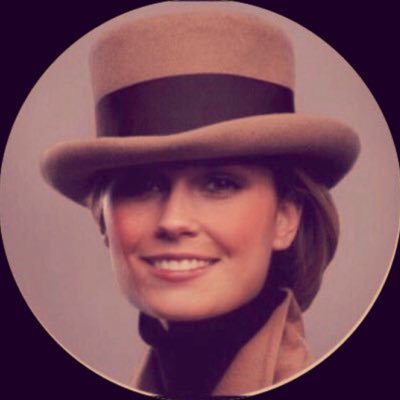 violet466's profile picture. " لا إله إلا أنت سبحانك إني كنت من الظالمين "