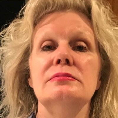 Independent curator and writer working on subjects relating to American modernism and contemporary art.