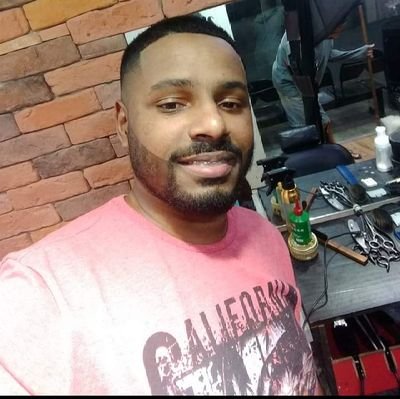 trabalha e trabalhar e perseverar a maior virtude de um vencedor e nunca desistir chama!!!! Jessica 🌹💍💕