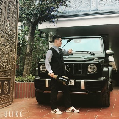 David10828780's profile picture. Jordans from VietNam