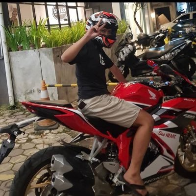 zakyeddoo's profile picture. Newtweety