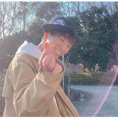 石田圭佑 No Twitter 先日ディズニーシー行ってきました これだけのメンズのメンツが揃うなんて 夢かな 夢の国だもんね そりゃ実現するさ 本当に楽しかった ヘアバンドたくさんからいただきました ありがとうございます お肉も買っていただいたん 石田圭佑 No Twitter 先日ディズニーシー行ってきました これだけのメンズのメンツが揃うなんて 夢かな 夢の国だもんね そりゃ実現するさ 本当に楽しかった ヘアバンドたくさんからいただきました ありがとうございます お肉も買っていただいたん
