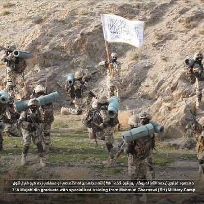 بنده طرفدارمجاهدين حقيقى وه يګ مبارﺯ هستم وه تاساعت مرګ اﺯدينم عﺯتم وطنم دفاع ميکنم
ﺯنده بادمجاهدين امارت اسلامى افغانستان💪❤💞