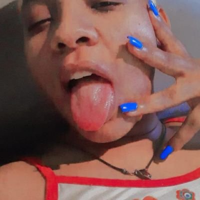 Trancista/mãe/cachaceira 👸🏾
Tu te tornas eternamente responsável pelo que cativas!
🦊