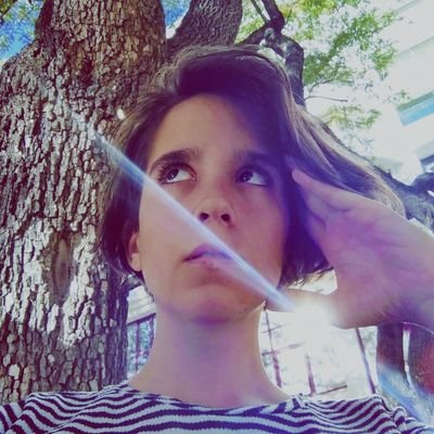 Directora técnica da @BRUA_podcasts editora de som, filmmaker
Professional getting shit done person
🐧 human penguin