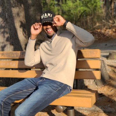 since_1847pekin's profile picture. 🇱🇷 sinner saved by #Grace. 1Corinthians 15:10 #halamadrid #Ynadamás  #Sagittarius #YNWA