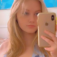 melanie !! (@_melanierussell) 's Twitter Profile