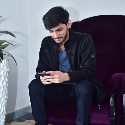 meghnaath_'s profile picture. I want to write something but I can't think of anything.