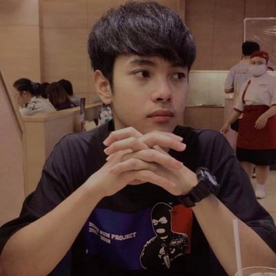 Chenluiii2's profile picture. 