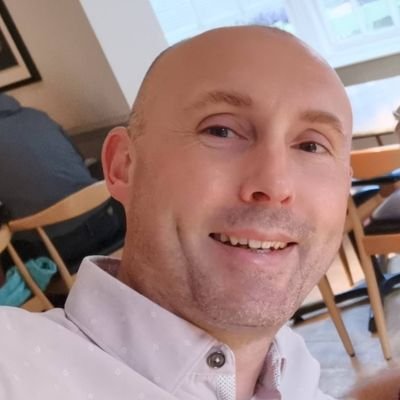 Executive Principal @beacitysixth @SJNCCschool Psychology teacher, Trust-wide leadership @LHTrustLeics Weekend Football taxi driver 🐝🐝🐝 HTFC