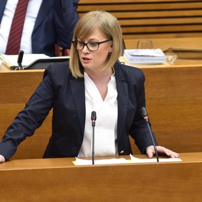 Abogada, apasionada por la justicia y la igualdad, vicesecretaria de igualdad del  PSPV-PSOE. diputada @socialistesValencians