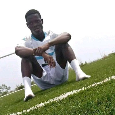 RazakSalihu's profile picture. footballer @ oil city second division , play as a center midfielder ⚽⚽⚽