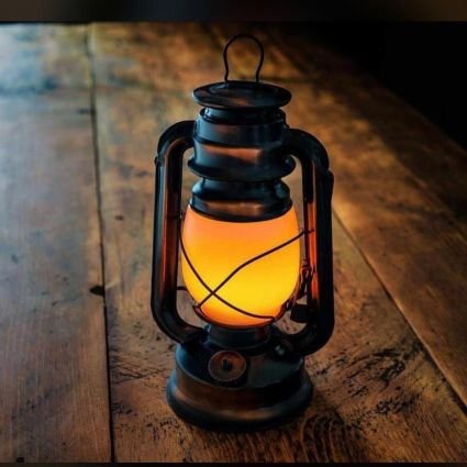 iBee_hyperbole's profile picture. LAW/TALENT MANAGER/TRUCKS DEALER  @CHELSEAFC