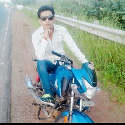 vimlesh66835472's profile picture. Afsos तु अभी हमसे अनजान हैं !
