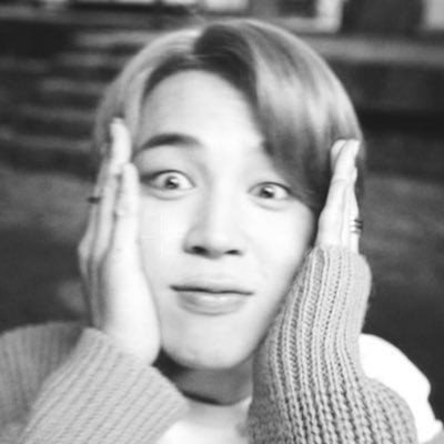 ジミンちゃんと小指の長さを張り合う20 絡んでくださったら舞い上がります🐥#bts好きな人と繋がりたい #armyさんと繋がりたい
