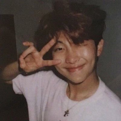 Hi! This account is for voting BTS💜
Italian Army😊
