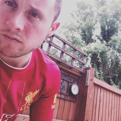 Husband and Proud father of 2, #LFC StarWars, tattoos, LOTR, superhero's, geek! nuff said you're here now just tap follow 😉