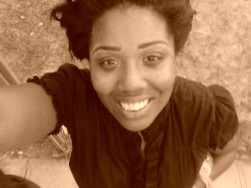 #Beautiful Female!!! College Student,free spirit,Sagittarius,FIRE SPITTER,lover,daydreamer,realist,drinker