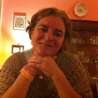 FlorenceLepers's profile picture. Twitter.... mille mercis à ceux et celles qui sont là tous les jours. soyez assurés de mon amitié.