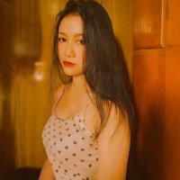 အိမ့်ထက်နေခြည် (@eaintnay) 's Twitter Profile
