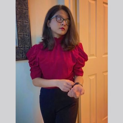 Incoming freshman @Penn with an intended double major in economics and political science and a minor in urban studies. @RanaForCongress @LucyLangNyc @yaleygs