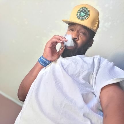 I'm a all-around artist including rap hip hop r&b country blues I am an audio engineer I am a lyricist I am a songwriter Ghost writer I had my own studio
