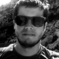 Tech enthousiast. Pretty bad at describing himself. And communicating. But working on it.