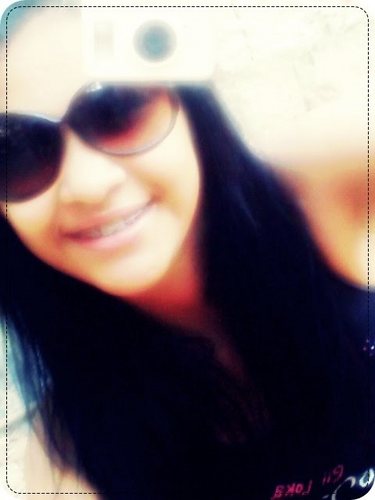 αquelα que você nuncα será,αté mesmo porque
sou únicα !

Você fαlα dα minhα roupα
do meu cαbelo mαs tentα me imitαr
nα frente do espelho