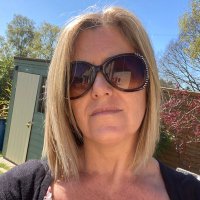 Lora🇬🇧🏴󠁧󠁢󠁥󠁮󠁧󠁿 (@loraburrowes) 's Twitter Profile