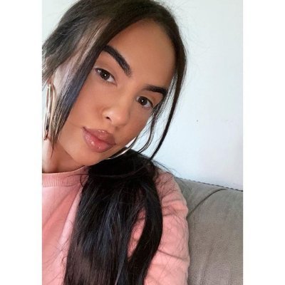 tetteh_joanna's profile picture. B E A U T Y      I N F L U E N C E R
Please Retweet My Tweets If You Like Them And Imma Follow You, But Please No 🚫Nudes Or 🚫Dirty Talks, Thanks 🙏