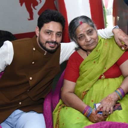 हिंदुस्तान कोई मिठाई नहीं है जो बार-बार बंटेगा, अबकी बार अगर आवाज उठाई तो तलवारों से सर कटेगा..
#HinduEcosystem भारतीजनता पार्टीयुवा मोर्चा महामंत्री मंडलनागौद
