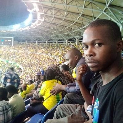 finjGomlV2ZU4lg's profile picture. 