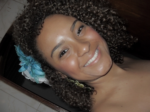 AlineSCris's profile picture. Quem foi que disse que pra ta junto, precisa ta perto...Hein...!! =D