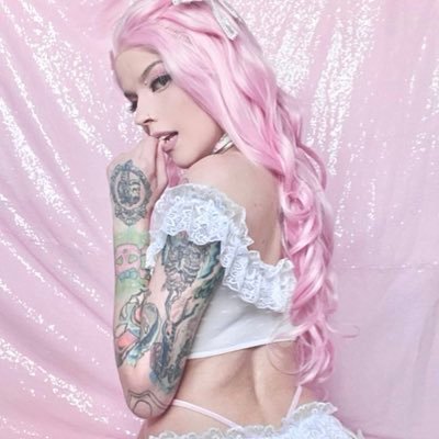 * ゚✧🌟your fav lewd feral brat🌟 ✧ ゚* ProfessionalBrat ♡ Purveyor of Smut ♡ Cam Girl PcGamer ♡ Nerf Gun Collector ♡ 3 Cats sadist✧little✧puppycat✧abdl