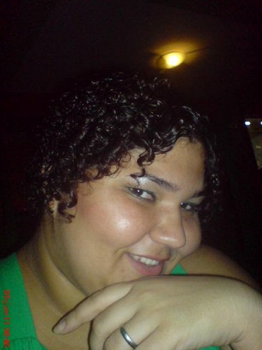 Eu sou uma pessoa meiga, sincera,extrovertida, amiga ,carinhosa gosto de fazer amizades, e tenho temor a deus e amo muito minha familia sempre!!!!!!!!!!!!