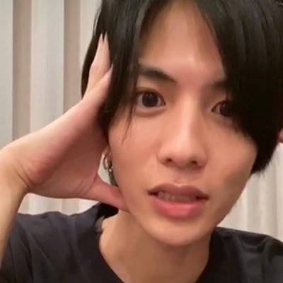 突然の沼落ちに志尊くん用垢作りました。自粛部屋から、素の志尊くんの表情や人柄、まっすぐなところに惹かれています🥰「きみはペット」「女子的生活」「潤一」「走れ!T高バスケット部」ドラマも好きです。わりといい大人なのは内緒🙈