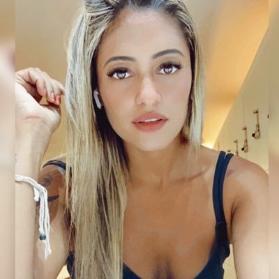 MaiaAmarall's profile picture. I have 3 sides
1 the quiet and sweet side
2 the fun e crazy side
3 the side you never want to see