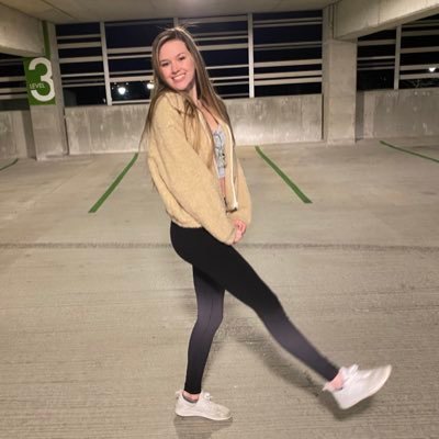 lindsheinmiller's profile picture. 