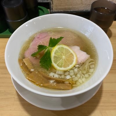 宮城赤TL50。夜のお仕事なので日中にレイドしています。ギフトはボチボチ。レイドに参戦出来るフレンド募集。長町〜勾当台公園にかけて出没します。フレンド申請時は、必ずTwitterかCAMPFIREから連絡をお願いします。0403 4367 5532 laurel524