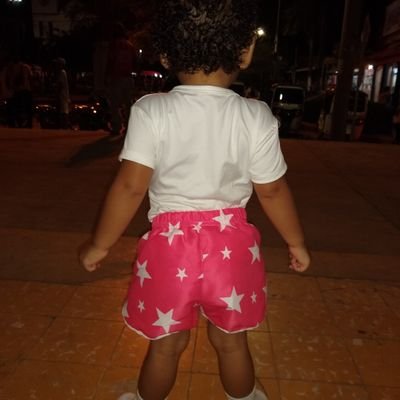 la vida es asi o eres feliz o que te coma el guere guere