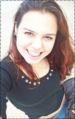 '...As Criticas ñ me abalam, os elogios ñ me iludem,
SOU O QUE SOU E Ñ OQUE DIZEM!!
Viivo o presente, Temo o futuro e Foda-se o
Passadoooo...'