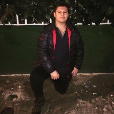 Ale_FallasM's profile picture. Loco, Soñador y Positivo. Futuro empresario.