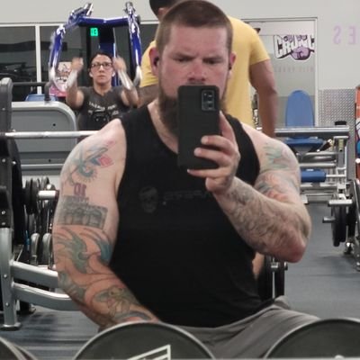 atlbravesfan_84's profile picture. Wireline Operator💣 #ChopOn #RiseUp 🍀🐏 LiftHeavy, Husband since '18 💍 RIP RUFUS '07-'19, DAISY MAE 2012-11/22 InkedUp #OilfieldLife