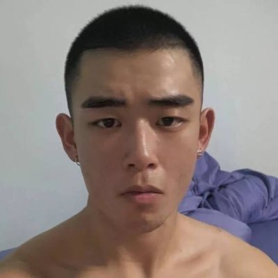 pEiHmzJF6d7muwU's profile picture. 保定—北京。刚毕业，24.178.65，1s，别墨迹，别废话，干净就来，傻逼勿扰。