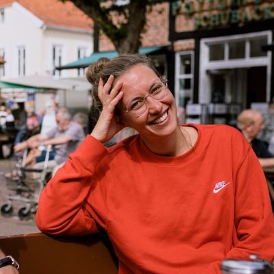 Gabriela Wiedemann Profile