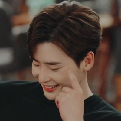 안녕, your cool uncle is on the line. What is it again? Bad grades? Call for a mom' permission? 'Gimme the phone, maybe $100 will do.